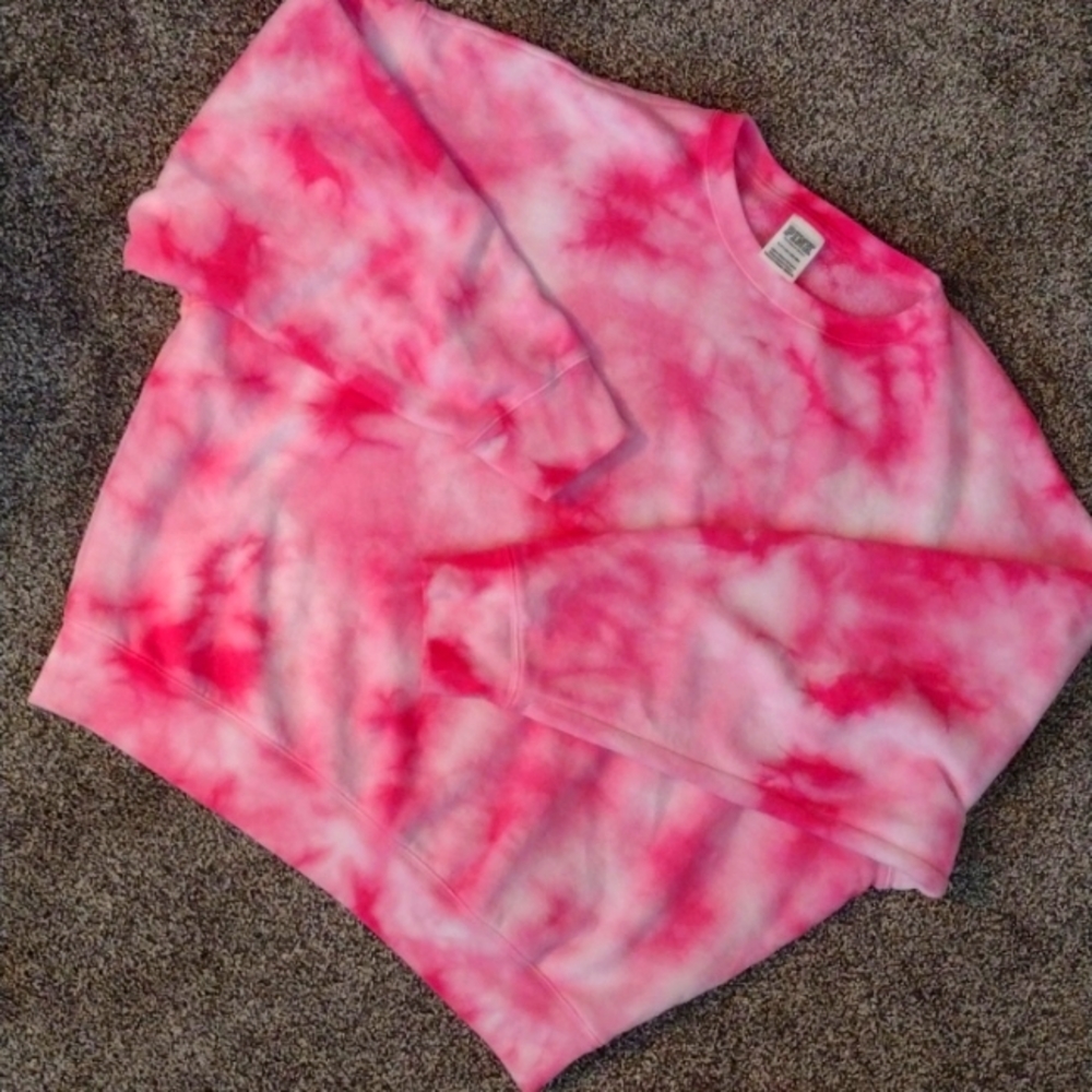 PINK PULLOVER